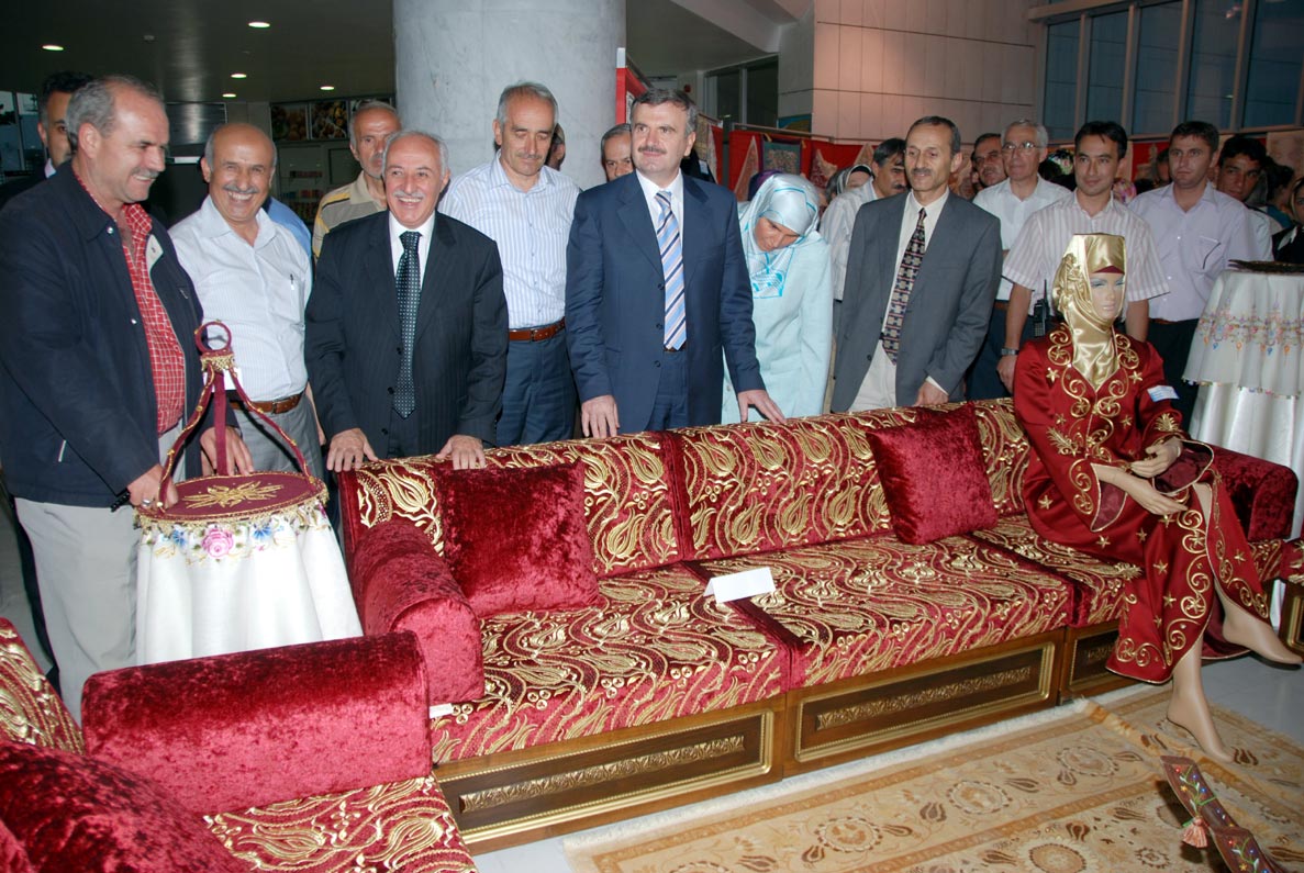 Anadolu'nun En Büyük El Sanatları Sergisi Açıldı