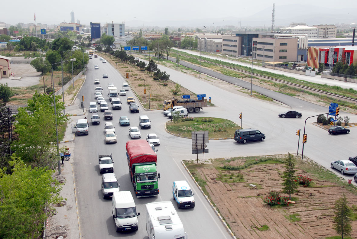 Ankara Yolu'na 5 Yeni Köprülü Kavşak Yapılıyor