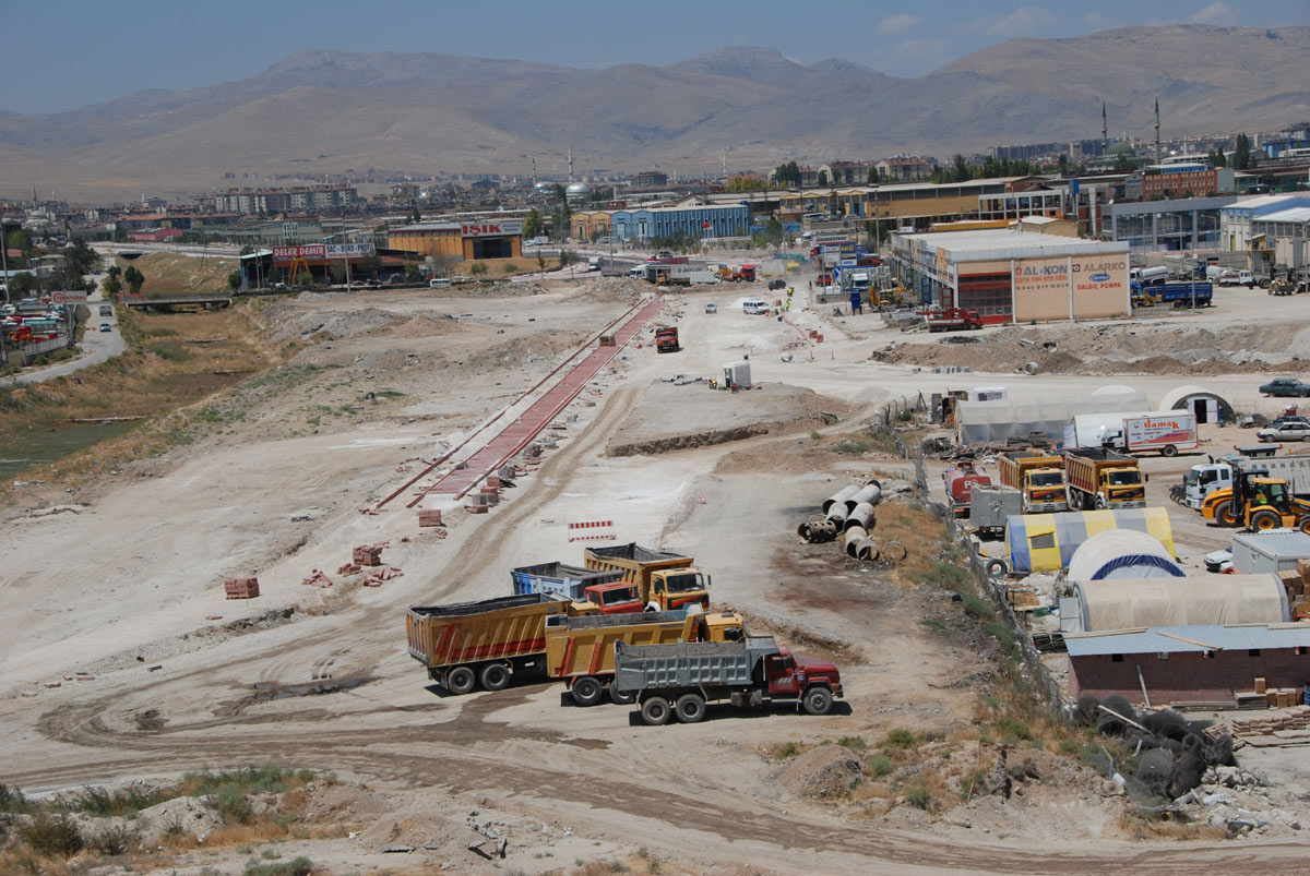 Büyükşehirden 5 Ayda 5 Köprülü Kavşak