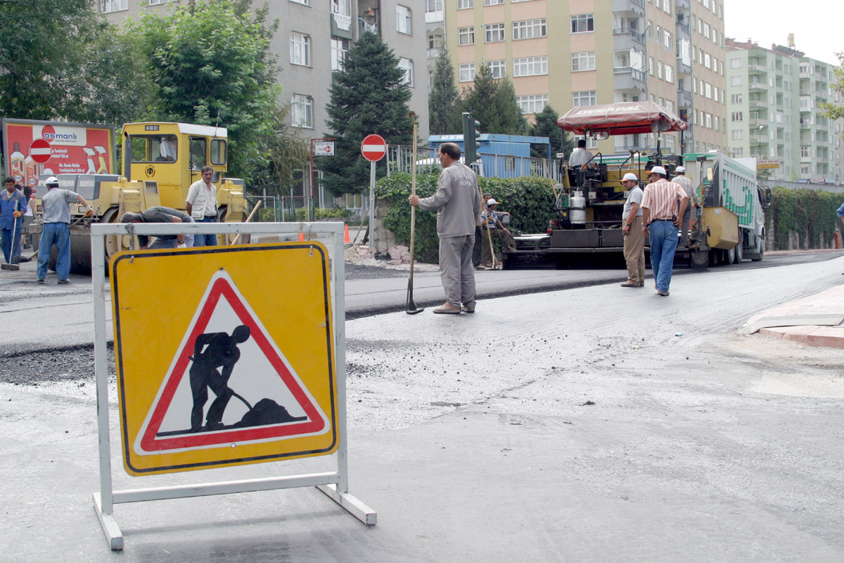 Büyükşehir Belediyesi'nden Asfaltta Rekor