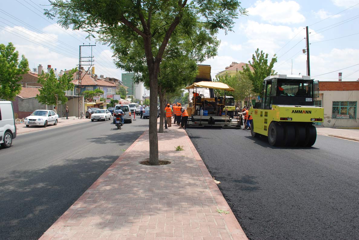 Beyşehir Caddesi Kaliteli Asfaltla Kaplanıyor