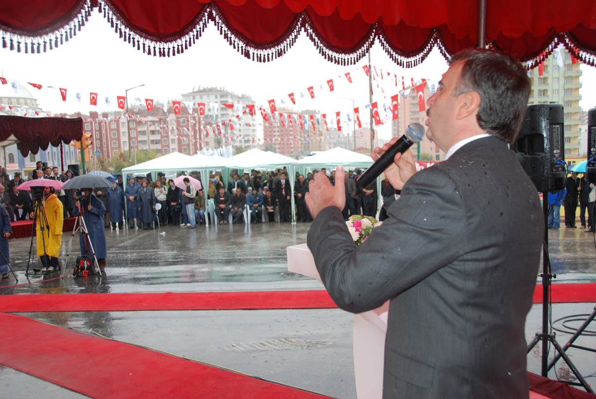 20'nci Köprülü Kavşağın Temeli Atıldı