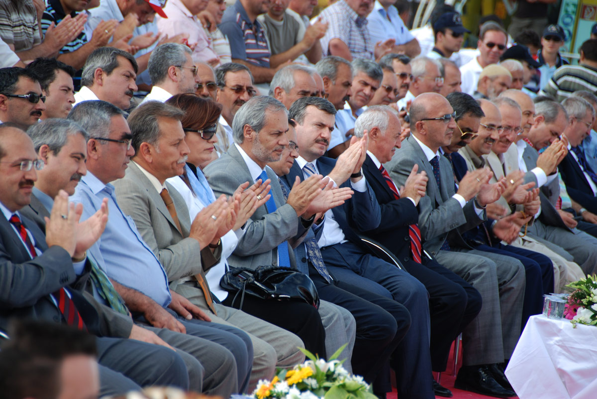 4 Yılda 19''uncu Köprülü Kavşağın Temeli Atıldı