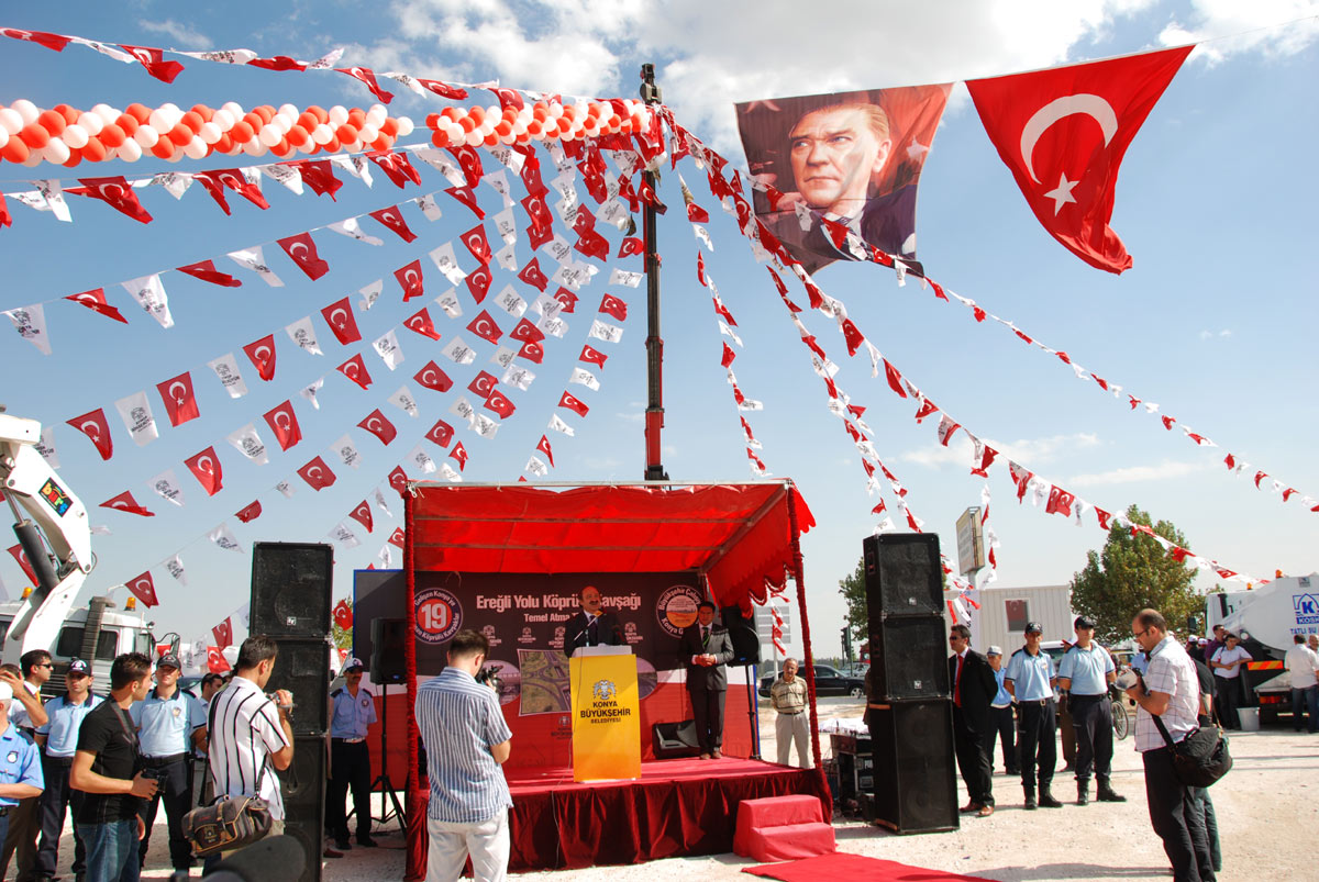 4 Yılda 19''uncu Köprülü Kavşağın Temeli Atıldı