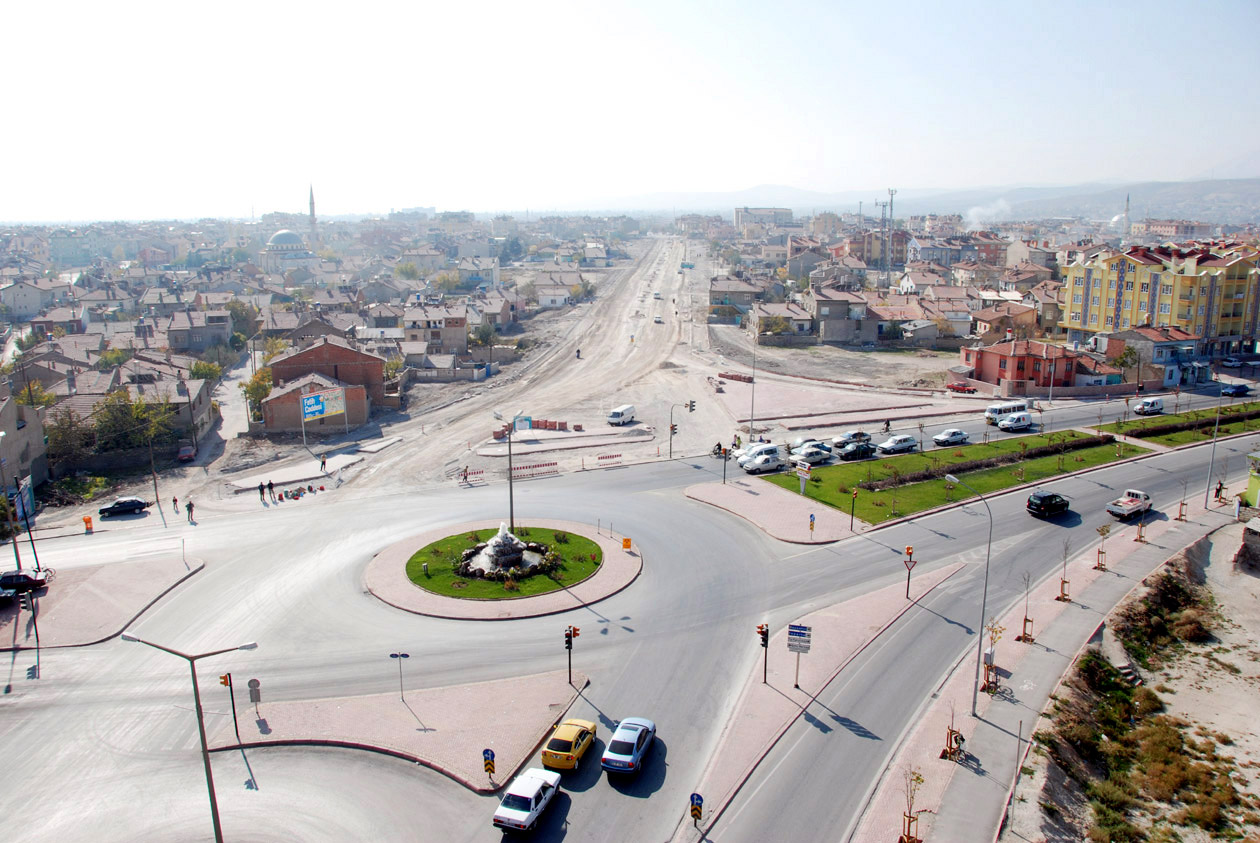 Başkan Akyürek Fatih Caddesi''nde İncelemelerde Bulundu