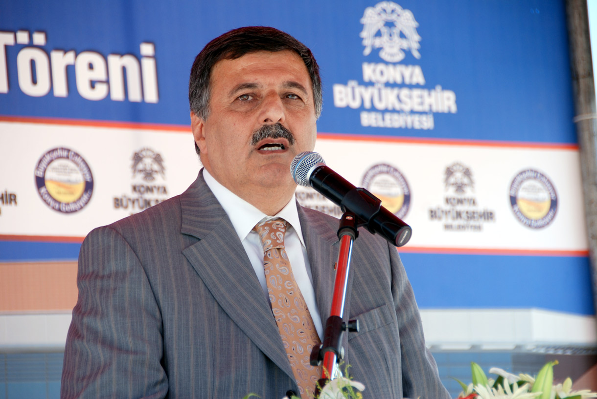 Büyükşehir Belediyesi Gençlik Merkezi'nin Temeli Atıldı