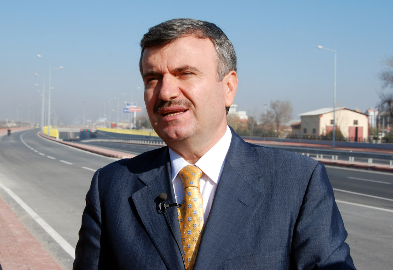 10 Köprülü Kavşağın Açılışı Aynı Anda Yapılacak