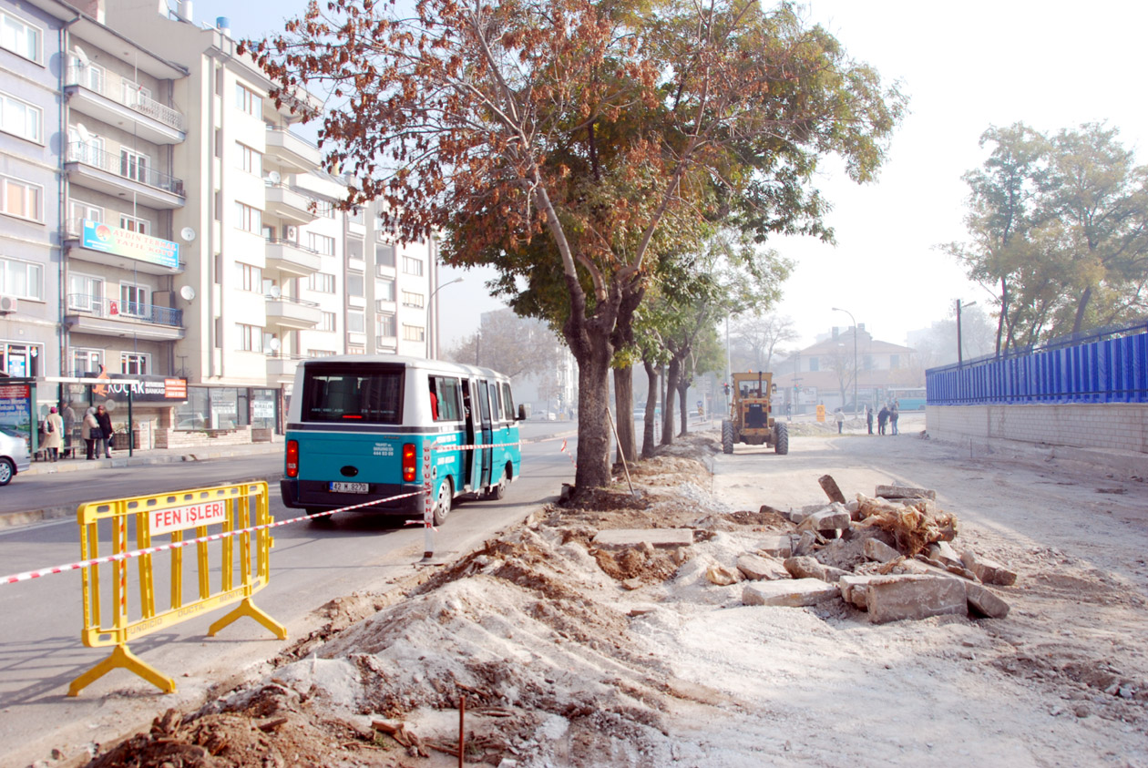 Eski Ordu Pazarı Önünde Yol Genişletme Çalışması