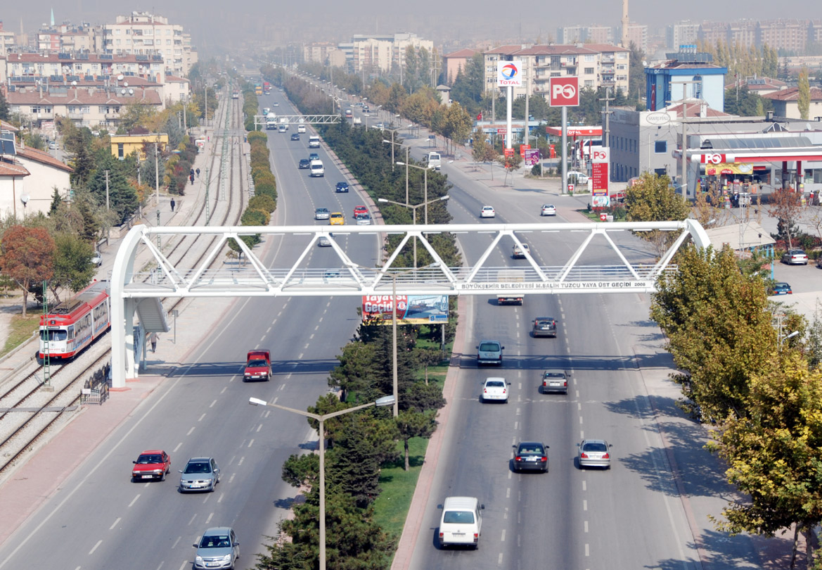 Yaya Güvenliği İçin Üstgeçitler Yapılıyor