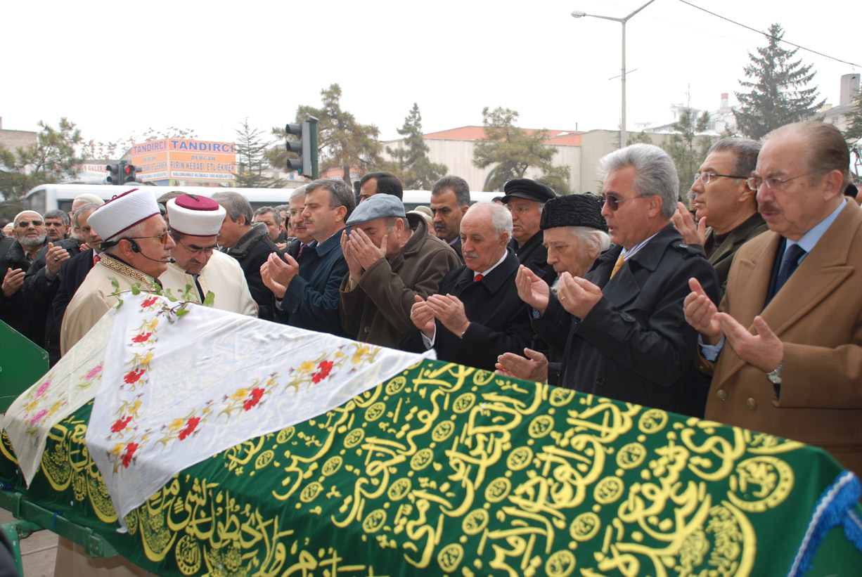 Mevlana Hayranı Meyerovitch'in Vasiyeti Gerçekleşti