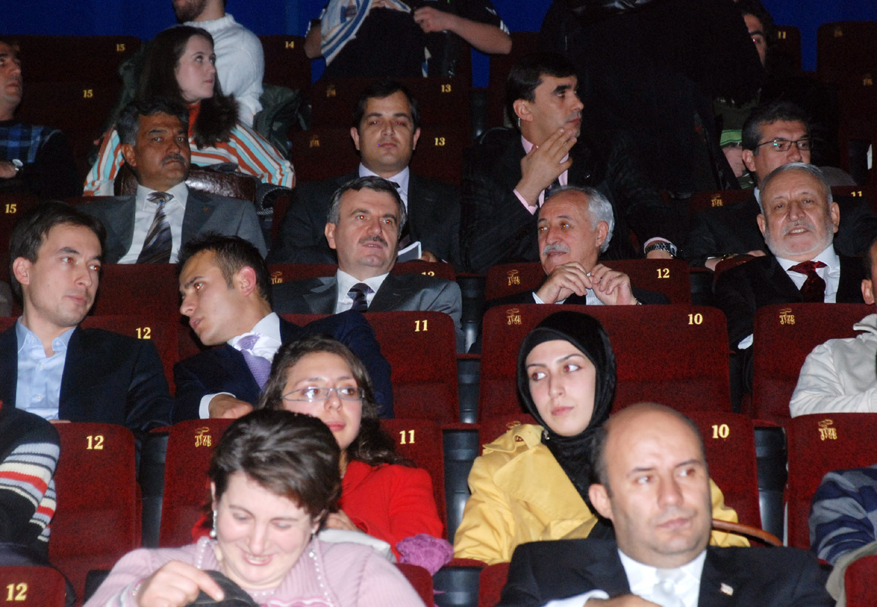 Dinle Neyden Filminin Galası Yapıldı