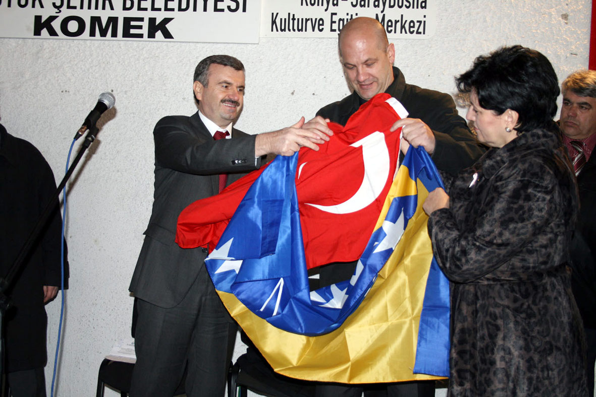 Büyükşehir Belediyesi, Bosna Kurtuluş Günü'nde Sergi Açtı