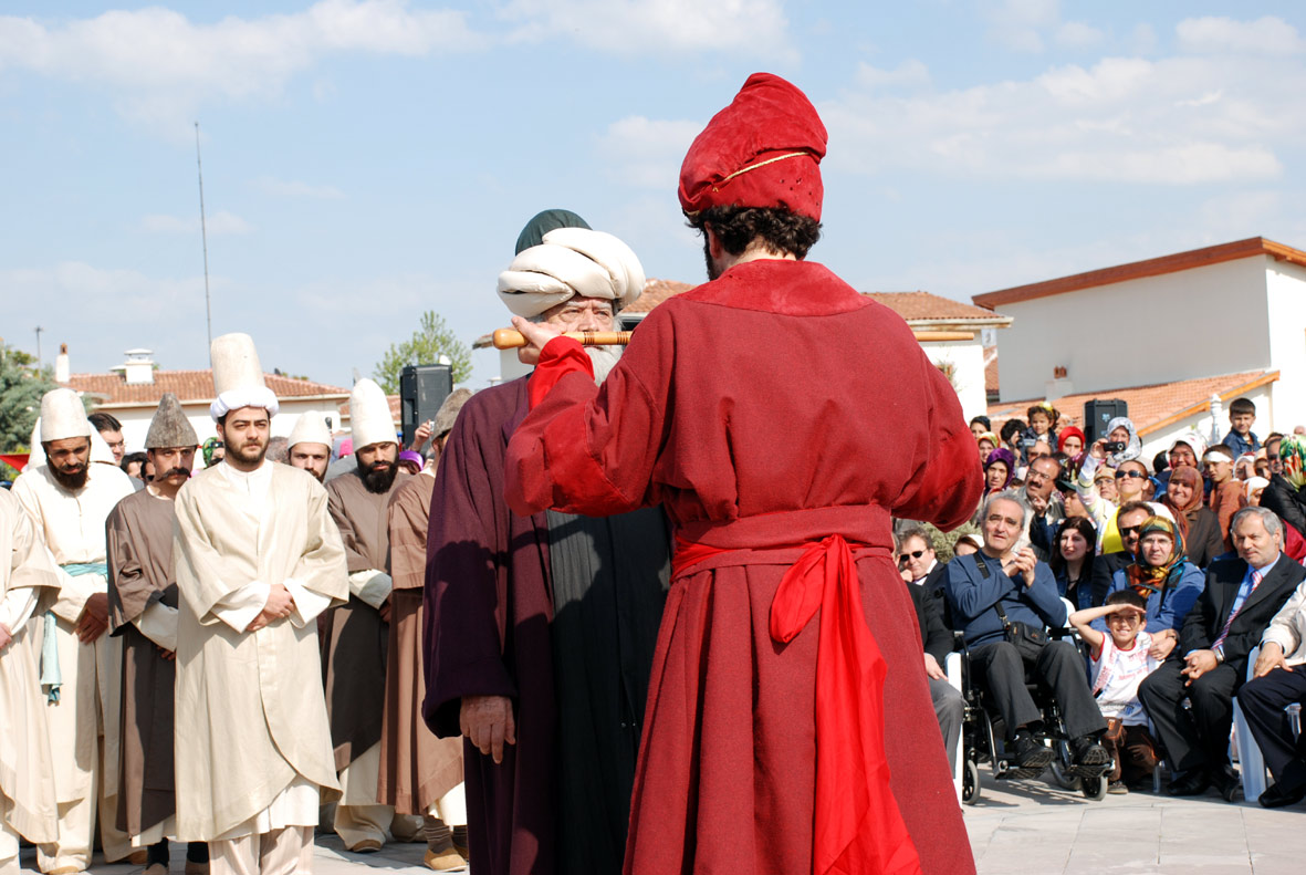 Hazreti Mevlâna ve Ailesini Temlisi Karşılama Töreni