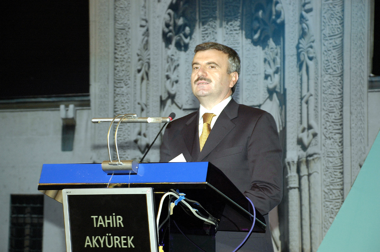 Dünya Tarihi Kentler Konferansı Konya Bildirisi'ni Başkan Akyürek Okudu