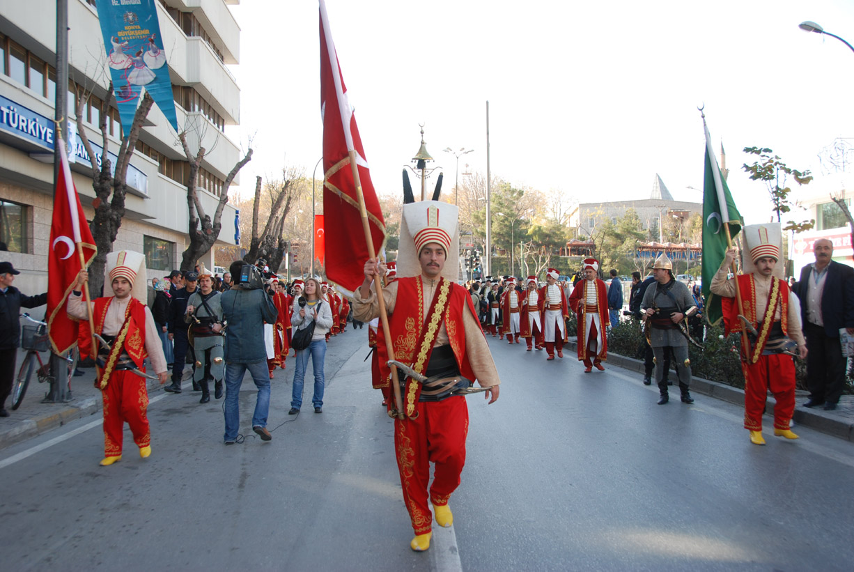 Mevlana Hoşgörü ve Sevgi Yürüyüşü Yapıldı