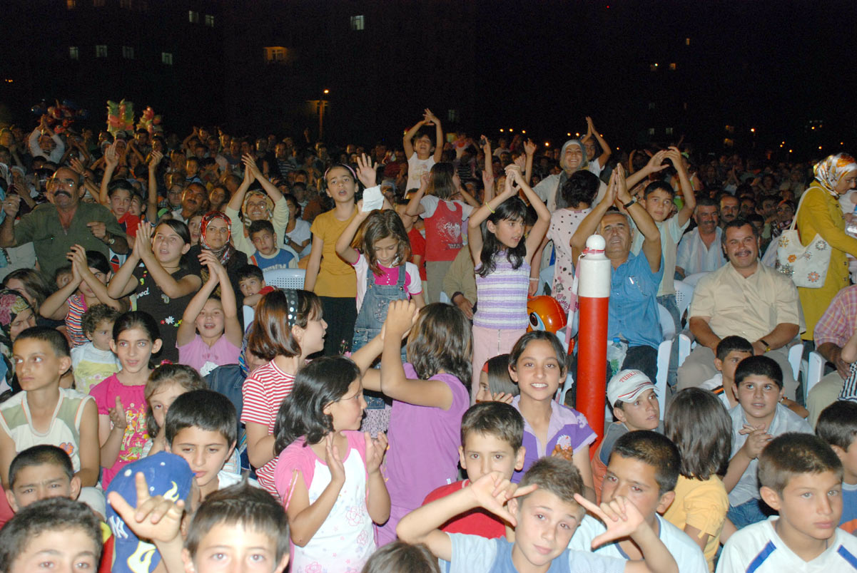 Mahalle Buluşmaları Başladı