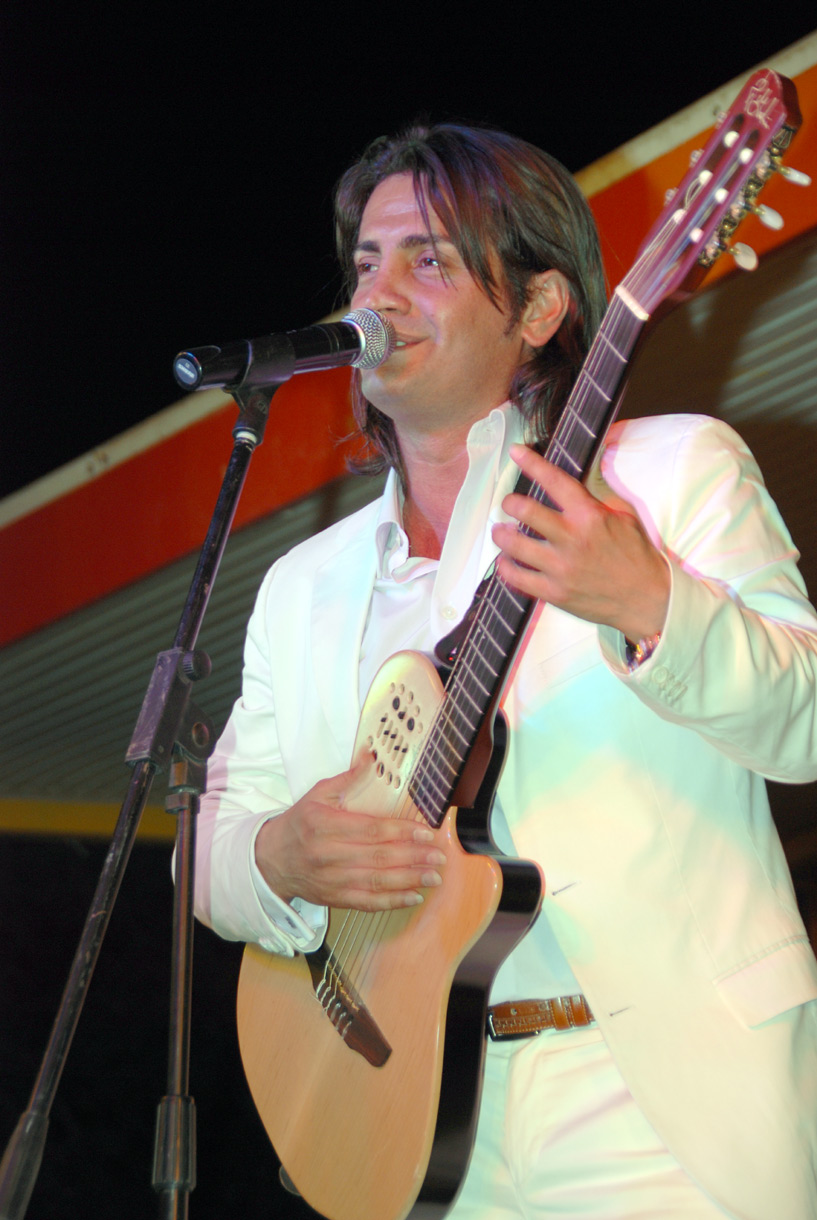 Esat Kabaklı ve Murat Başaran Konserleri İlgi Gördü