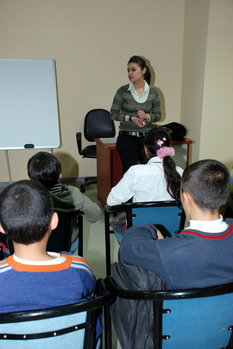 Şehit, Gazi Çocukları İle Öksüz ve Yetim Çocuklara "Bire Bir Rehberlik ve Eğitim Danışmanlığı Kursu"