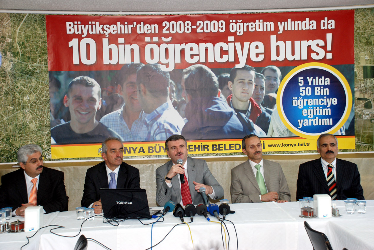 Başkan Akyürek Eğitim Yardımı Başvurularını Başlattı