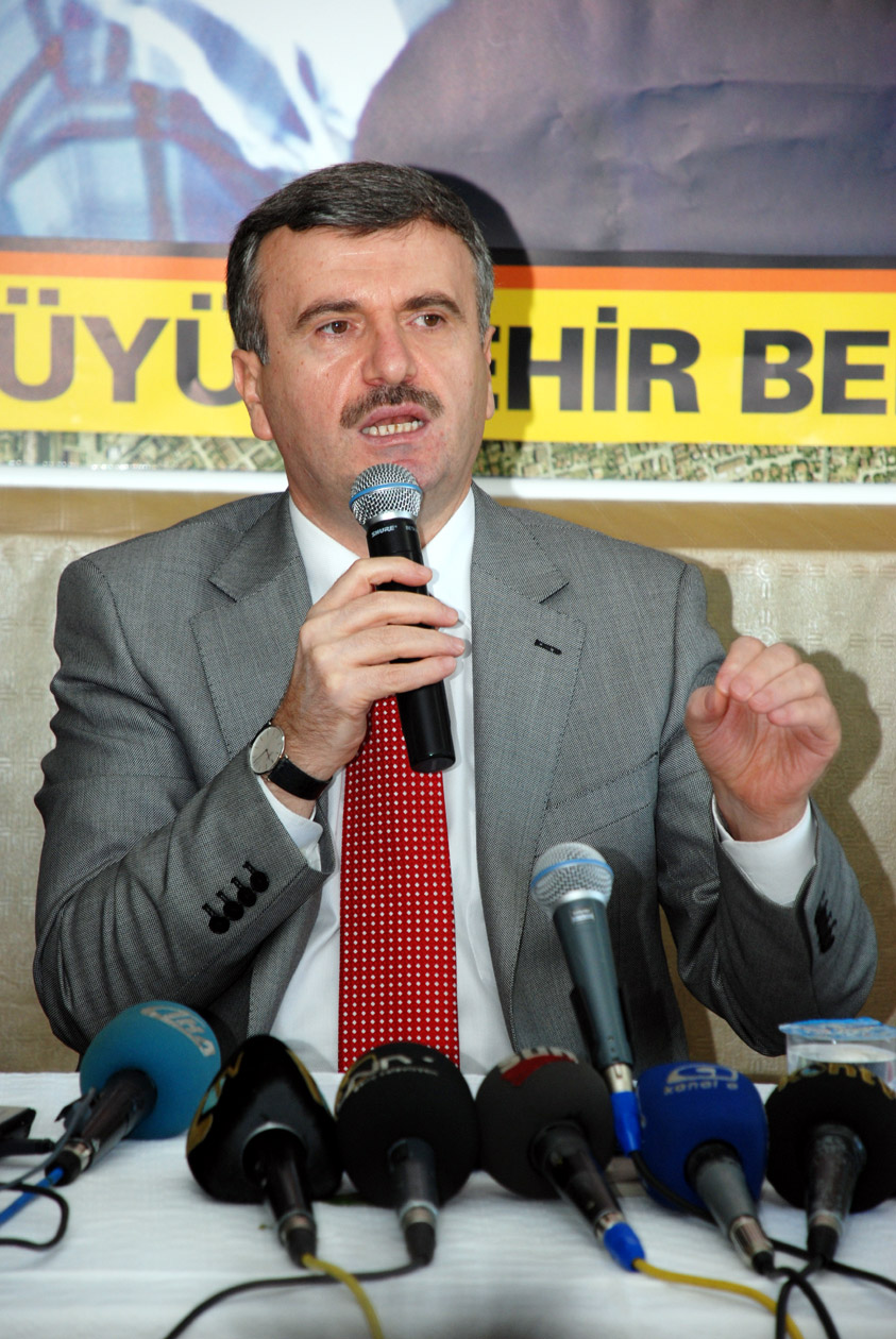 Başkan Akyürek Eğitim Yardımı Başvurularını Başlattı