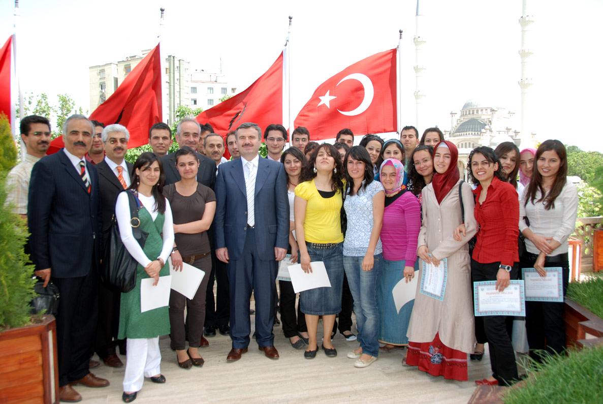 HUDER ve Gençlik Merkezi'nden Başkan Akyürek'e Ziyaret
