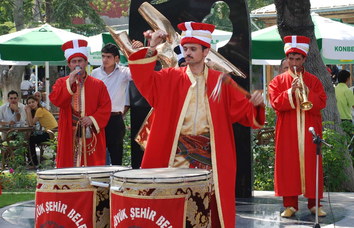 Mehter Takımı Her Cuma Zafer'de Konser Veriyor