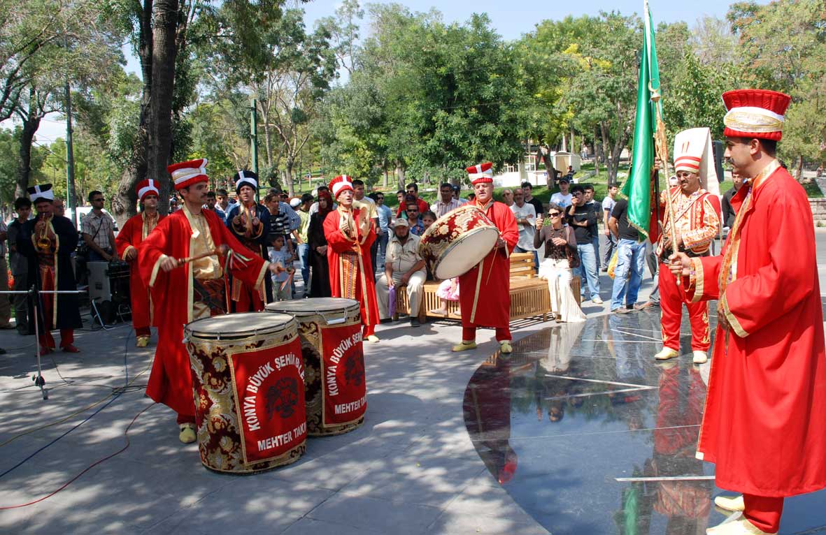 Mehter Takımı Her Cuma Zafer'de Konser Veriyor