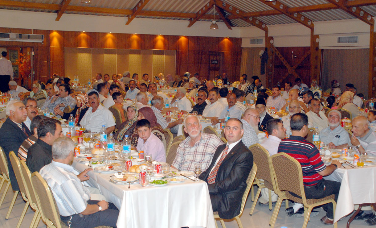 Başkan Akyürek Muhtarlarla İftarda Buluştu