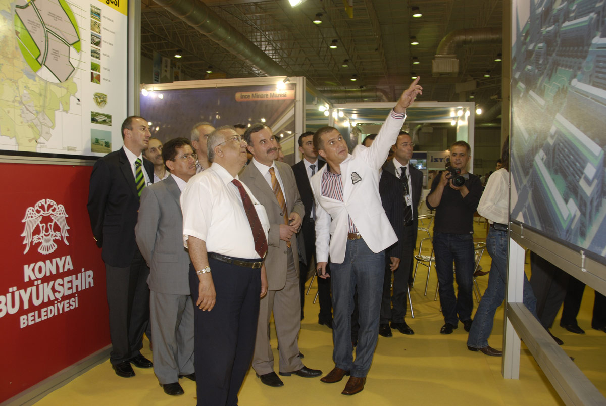5. Yerel Yönetim İhtiyaçları Fuarı Açıldı