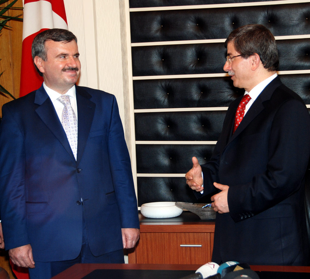 Davutoğlu: 'Konya, Kültürel Çekim Alanlarından Biri Olacak.'
