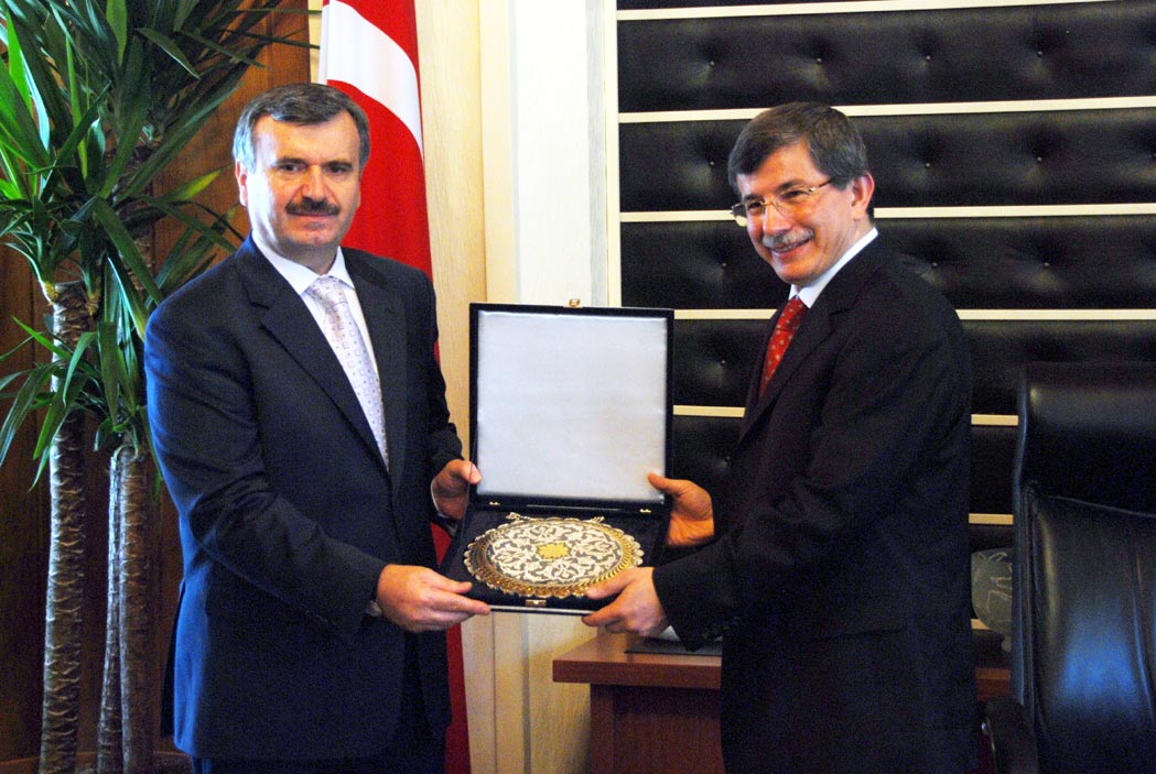 Davutoğlu: 'Konya, Kültürel Çekim Alanlarından Biri Olacak.'