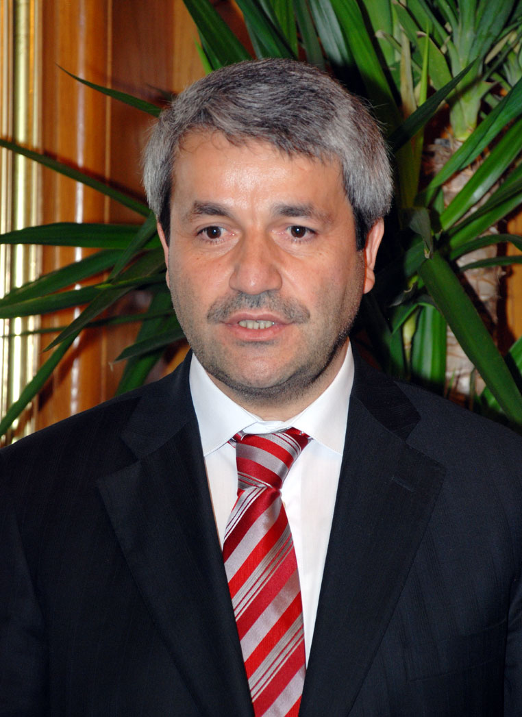 Bakan Nihat Ergün Büyükşehir Belediyesi'ni Ziyaret Etti