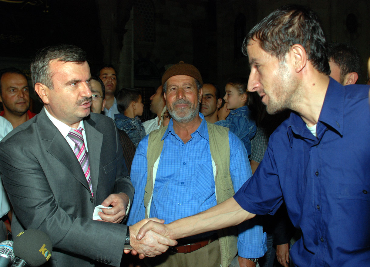Başkan Akyürek Berat Kandili'nde Mevlana Müzesi'nde