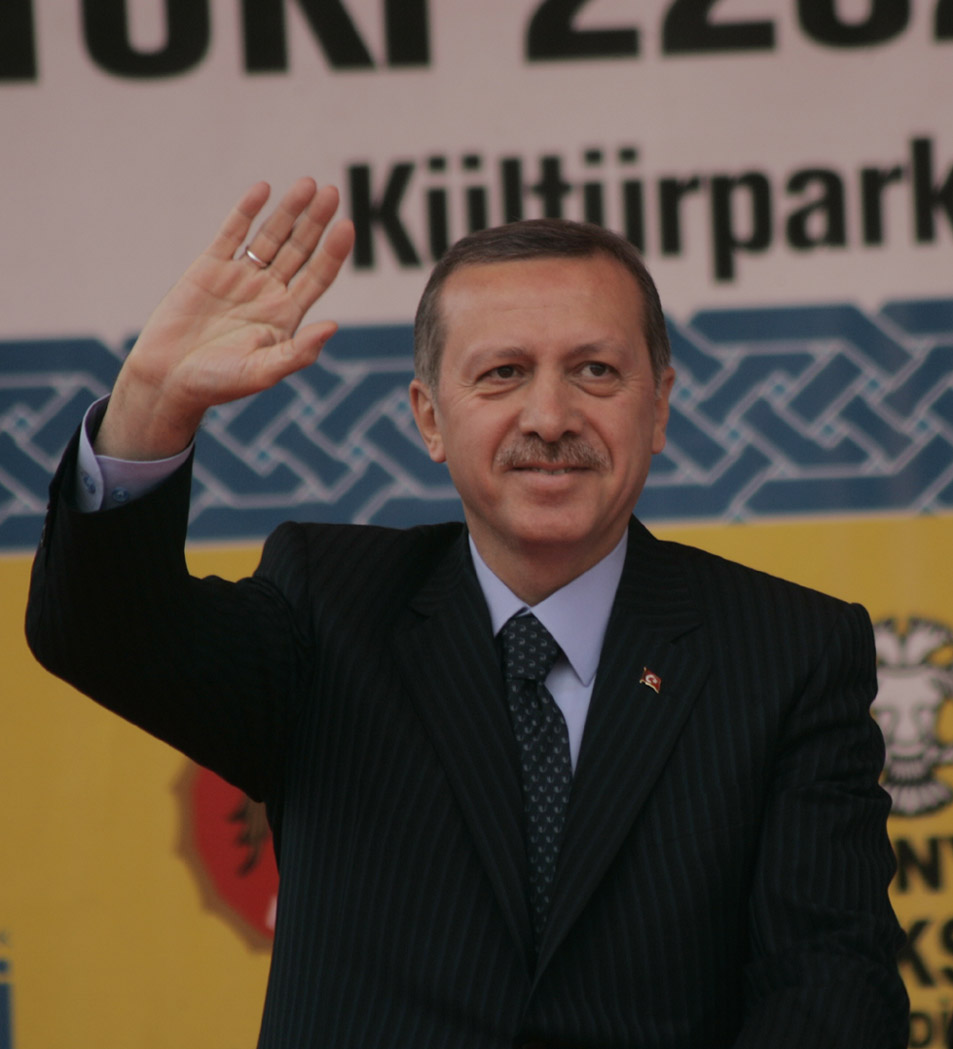 Başbakan Erdoğan: 'Mevlana'nın Işığı İle Aydınlanıyoruz.'