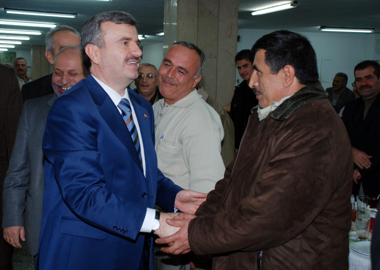 Başkan Akyürek Emekli Personelle Bir Araya Geldi