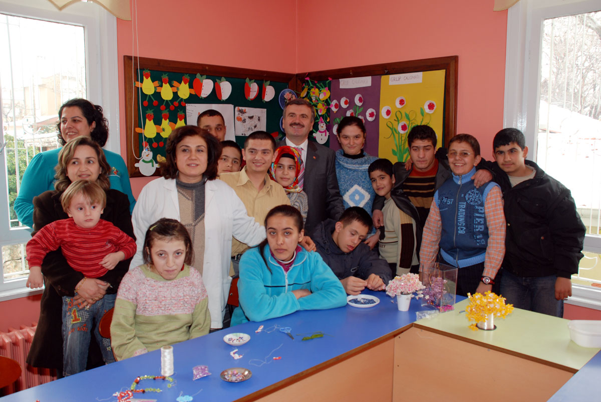 Başkan Akyürek Gençler ve Çocuklarla Bir Araya Geldi