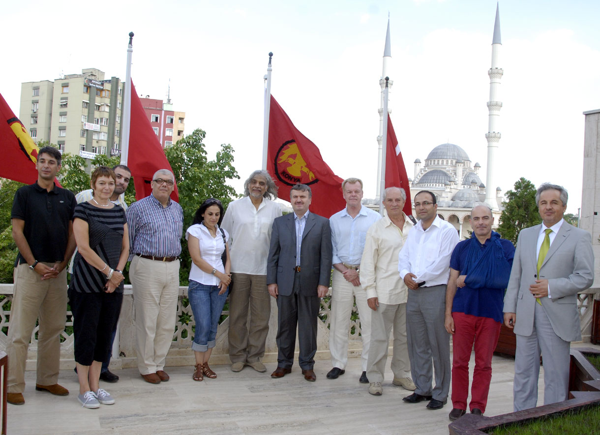 Hindistanlı Yönetmen, Başkan Akyürek'i Ziyaret Etti