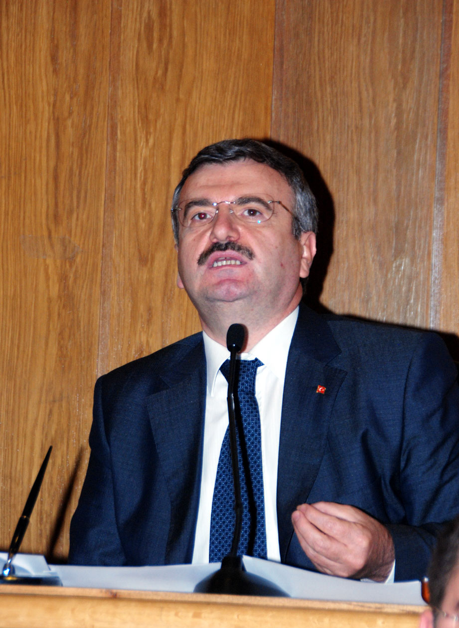 Büyükşehir Belediye Meclisi'nin İlk Toplantısı Yapıldı