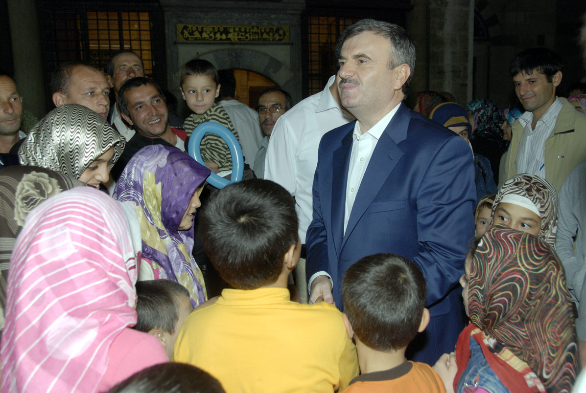 Başkan Akyürek Kadir Gecesi'nde Mevlana Müzesi'nde