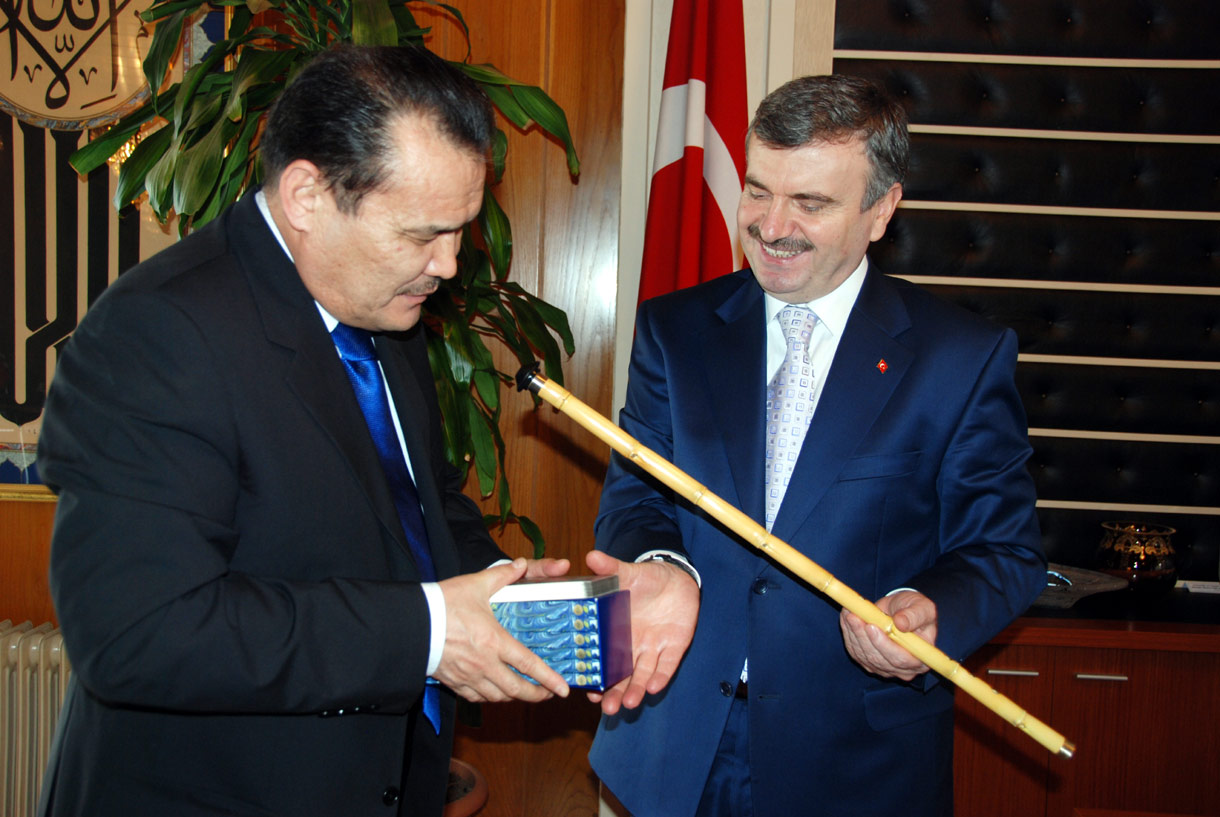 Kazakistan'ın Ankara Büyükelçisi Büyükşehir'de
