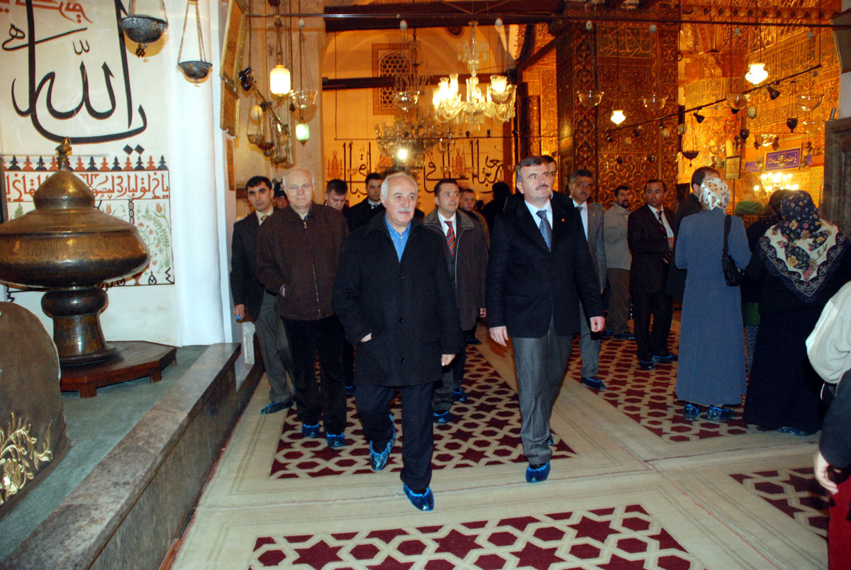 Mevlid Kandili Konya'da Coşkuyla Kutlandı