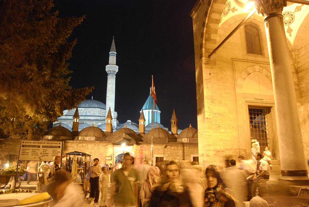 Başkan Akyürek Miraç Kandili'nde Mevlana Müzesi'nde