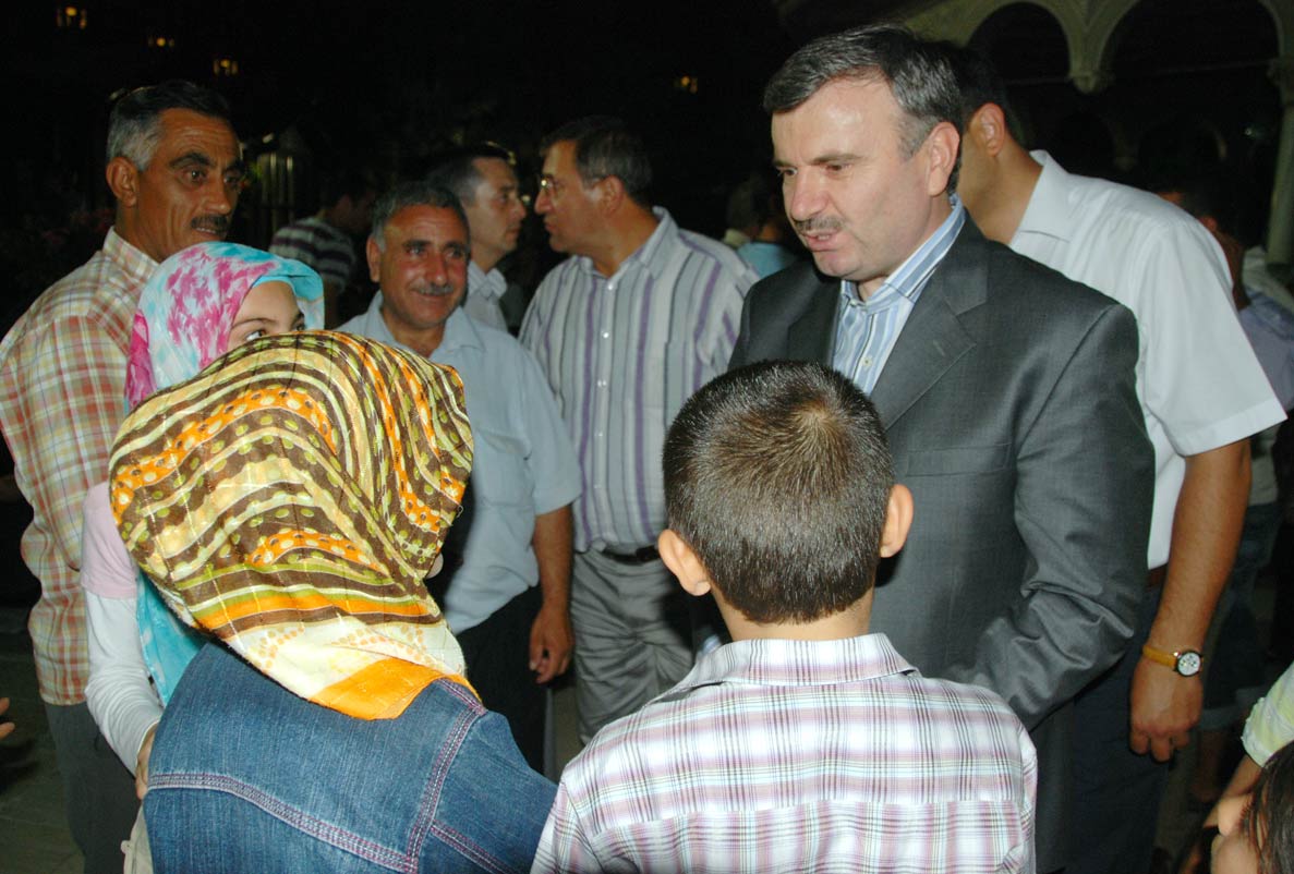 Başkan Akyürek Miraç Kandili'nde Mevlana Müzesi'nde