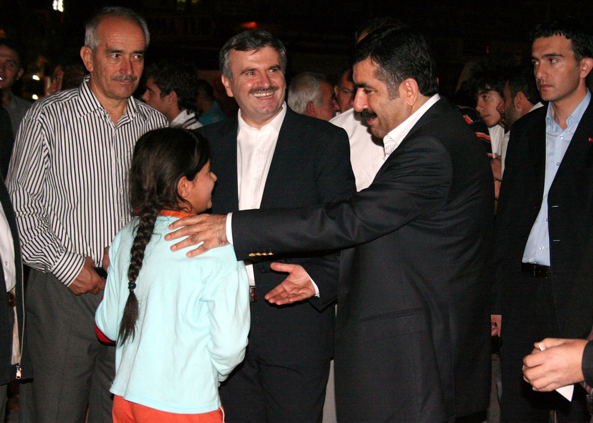Vali Doğan ve Başkan Akyürek Vatandaşları Dinledi