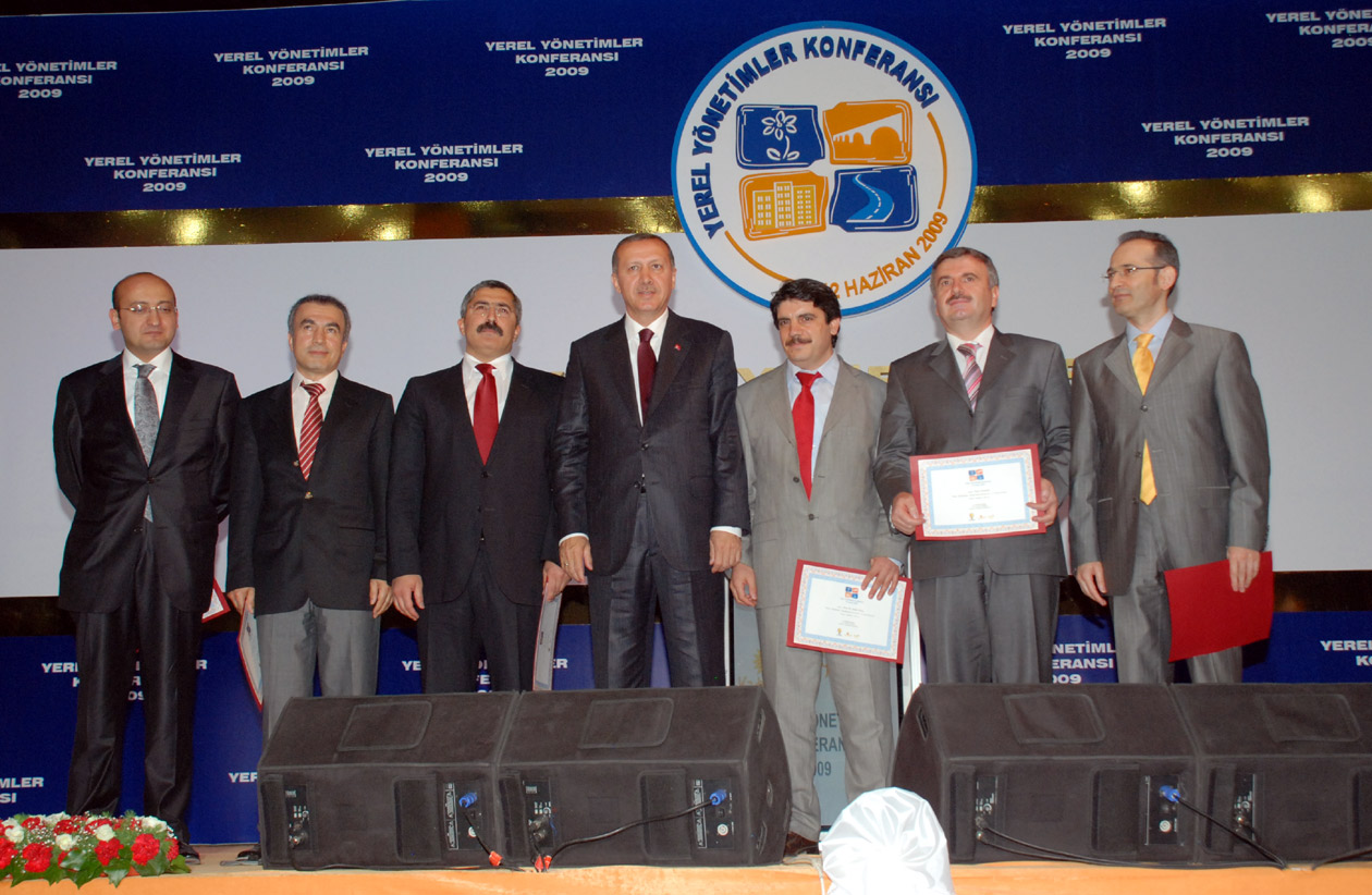 Başkan Akyürek Yerel Yönetimler Konferansı'nda Konuştu