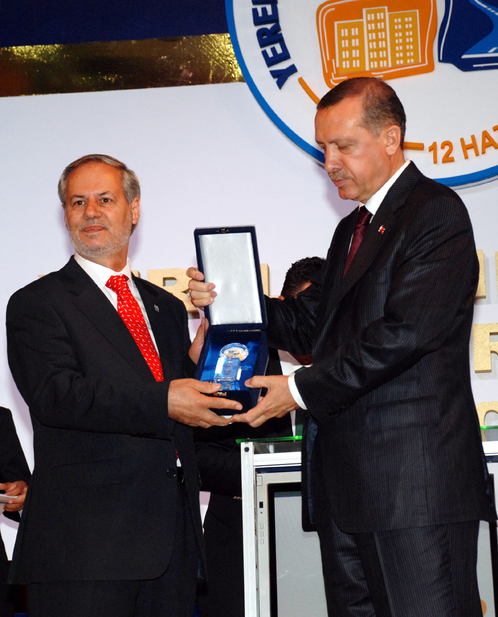 Başkan Akyürek Yerel Yönetimler Konferansı'nda Konuştu