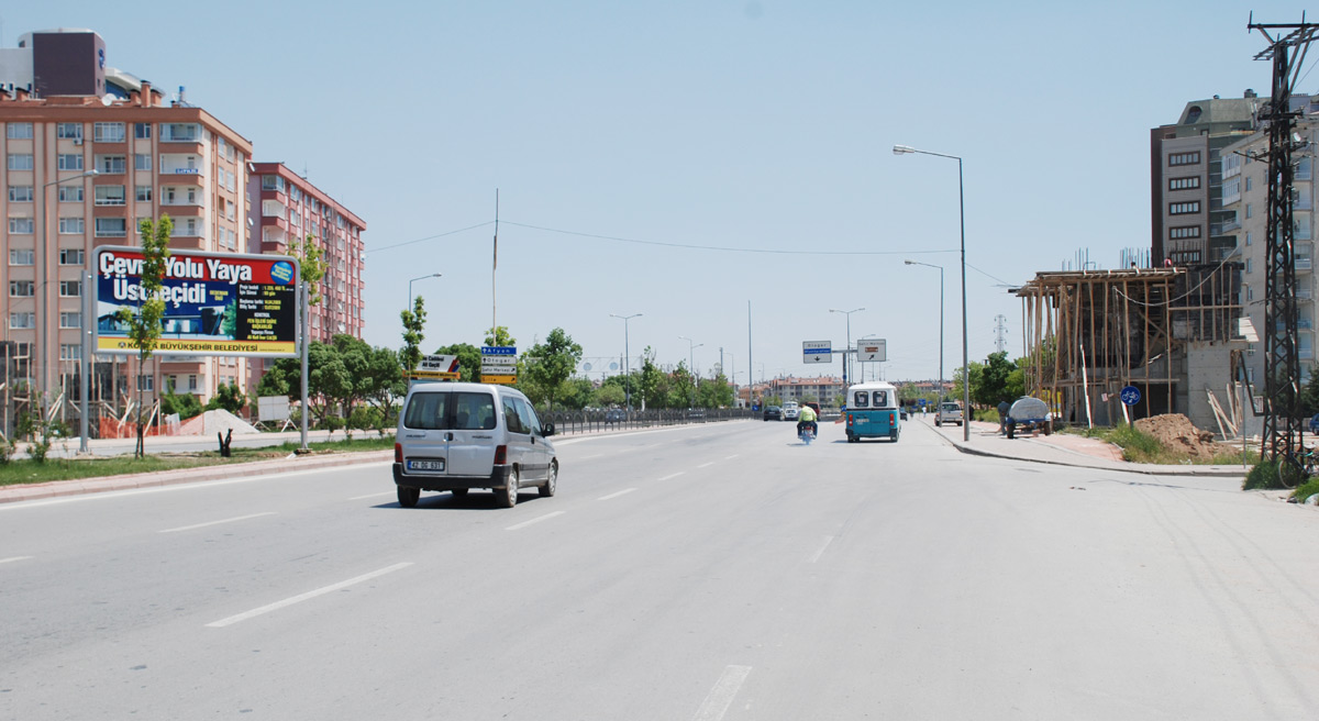 Beyşehir Çevre Yolu'na Bir Yaya Üst Geçidi Daha