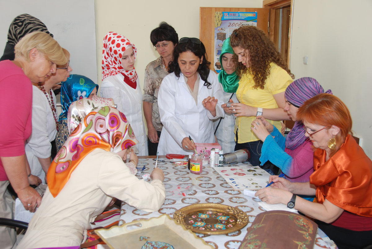 Makedonya ve Bosna Hersek'ten Gelen Öğretmenler KOMEK'te Eğitim Gördü