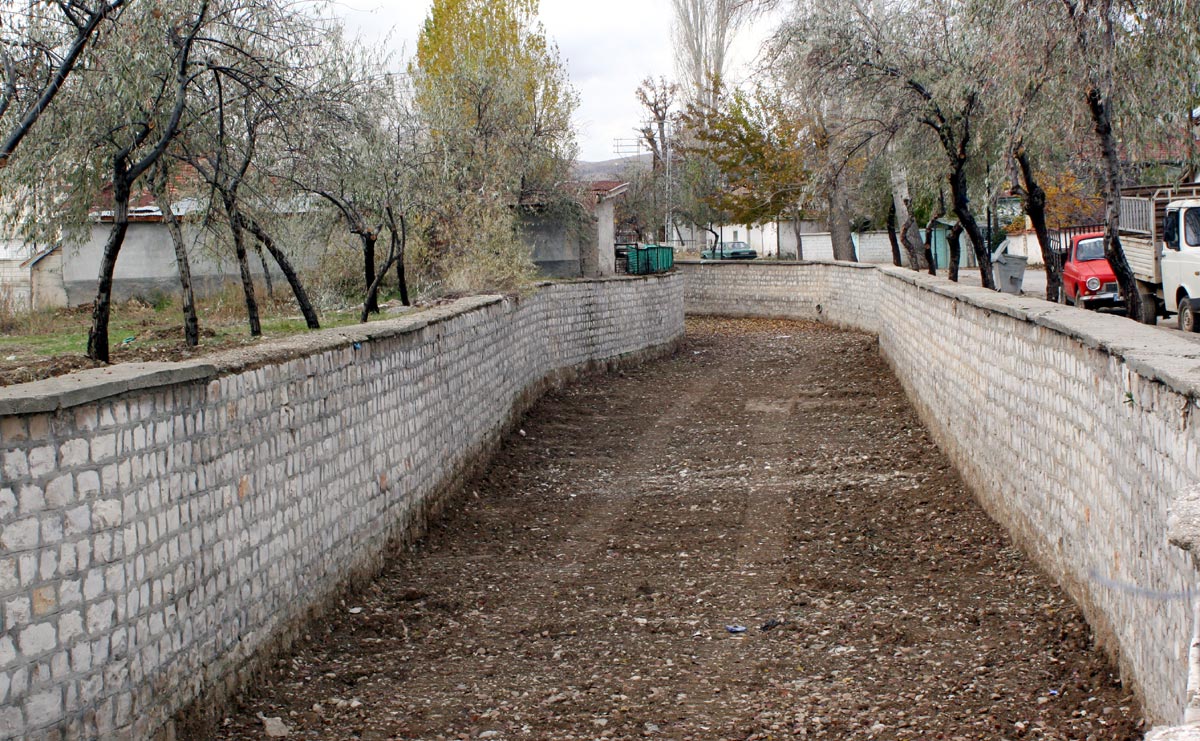 Yağmur Suyu Uzaklaştırma Projesi Devam Ediyor
