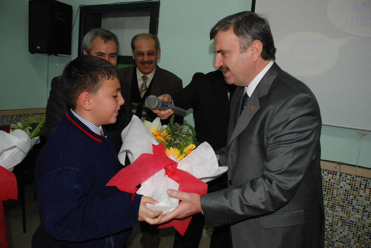 Anne-Babalara Hayat Dersleri Programı Devam Ediyor